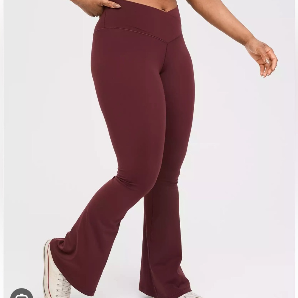Aerie High Wasted Crossover Leggings in Red